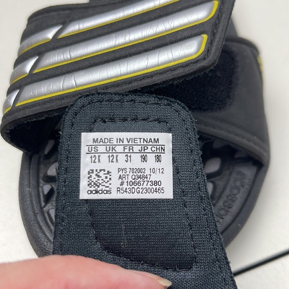ADIDAS kids slides size 12K - Picture 15 of 15